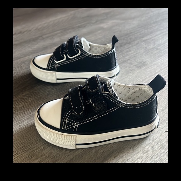 WeeStep toddler shoes, EUC - Picture 3 of 5